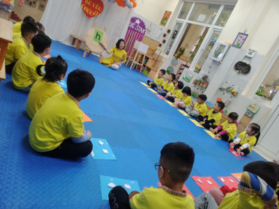Tiết học vui nhộn: Bé làm quen nhóm chữ cái h-k
