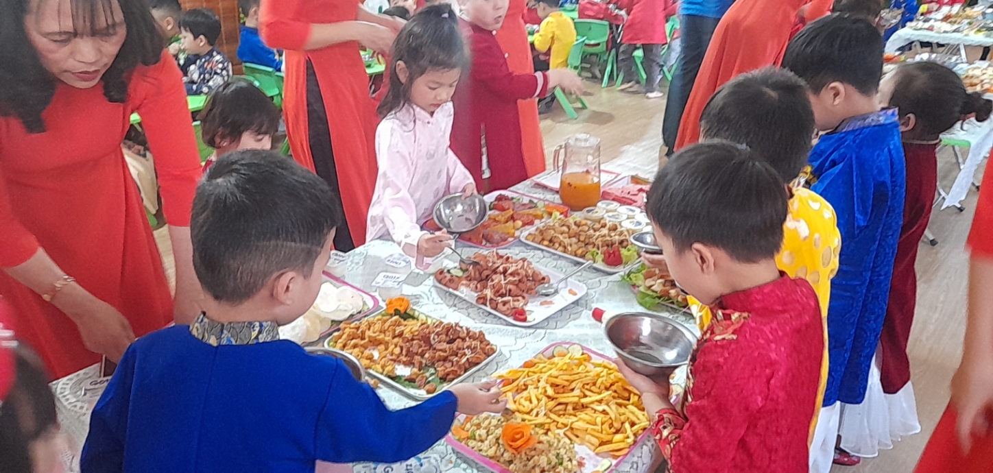 Tiệc buffet : Chào Xuân Quý Mão 2023